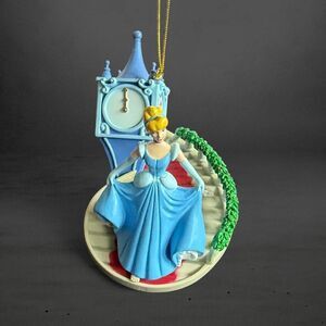 Vintage Y2K 2000 Disney Cinderella Midnight Ball by Enesco Movable Ornament